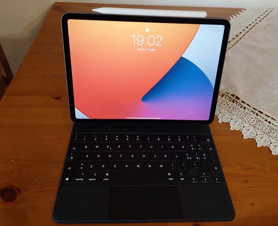 Ipad Pro 11 Pollici con Magic Keyboard e Apple Pencil